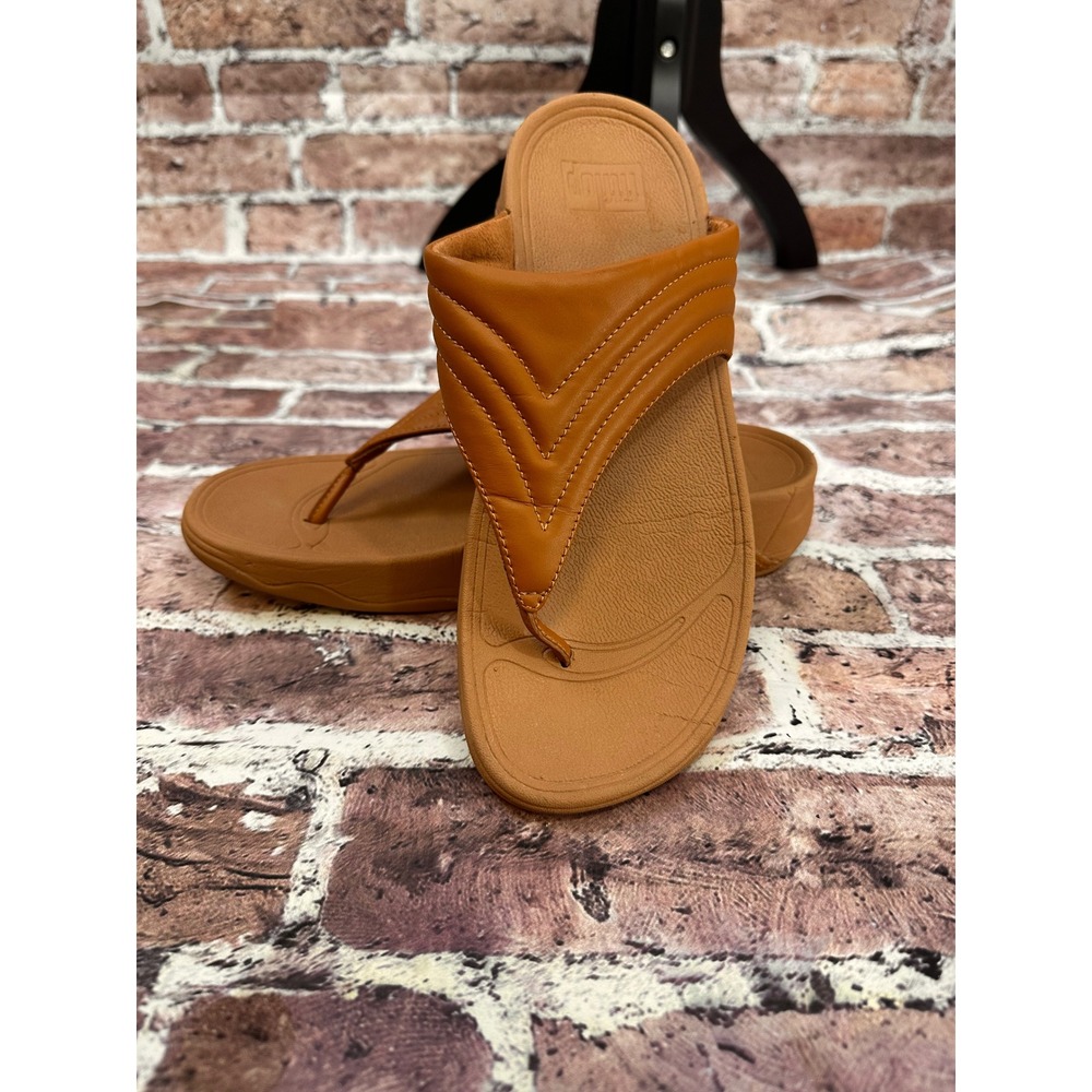 FitFlop Lulu Chevron Leather Toe-Post Sandals Tan Brown DX5-582 Womens 10 - Picture 2 of 16